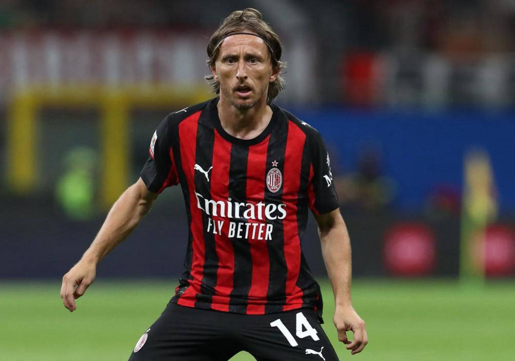 CBA季后赛前瞻：广东男篮冲击三连冠,