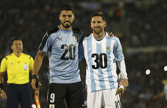 海港vs首尔：2外援PK4外援，蒯纪闻、张琳芃先发，林加德出战