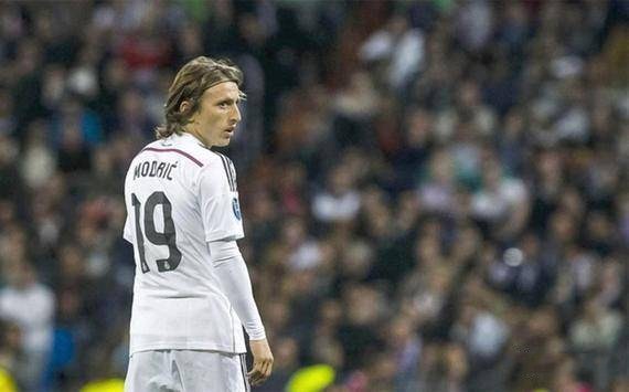 夸安萨：完成英格兰首秀是梦想成真，图赫尔在今早确认我首发