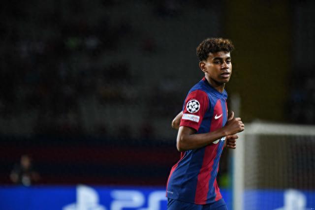 国足新主帅引发热议