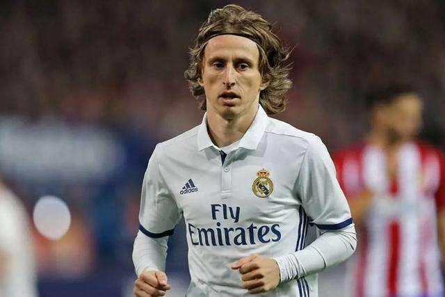 送分小测试：根据职业生涯轨迹，猜猜这是哪位球员？